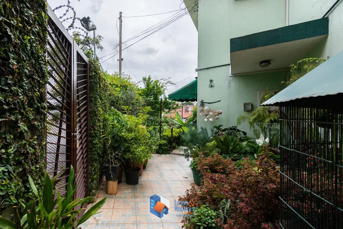 Casa, 4 quartos, 263 m² - Foto 35
