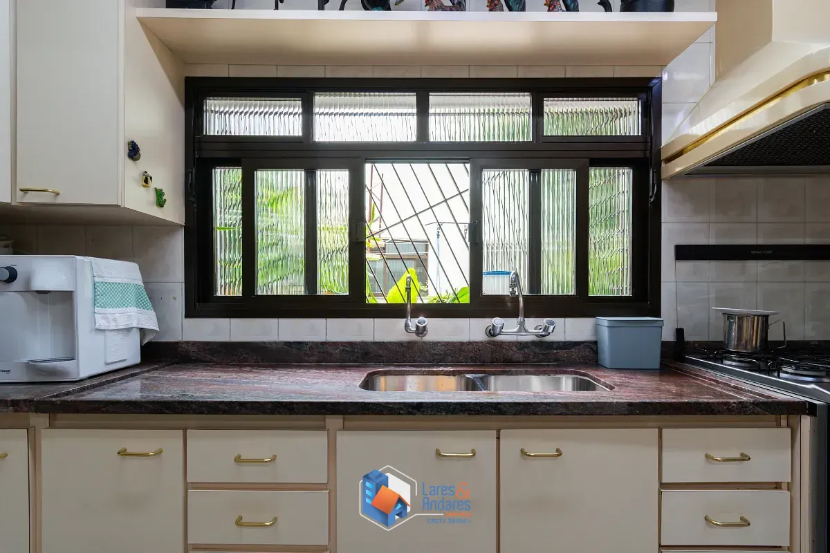 Casa, 4 quartos, 263 m² - Foto 16