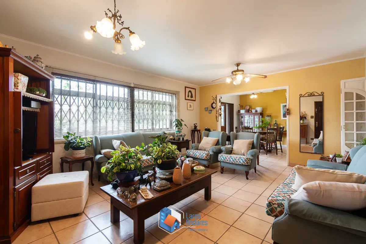 Casa, 4 quartos, 263 m² - Foto 2