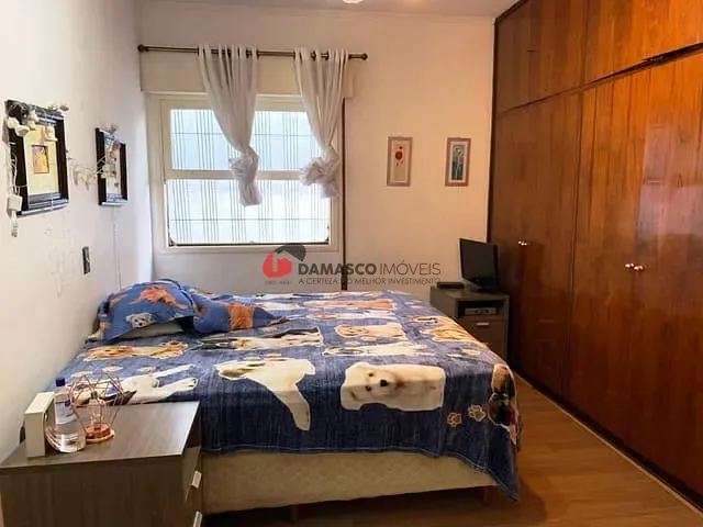 Casa com 700m² 2 quartos e 3 banheiros, para alugar, no bairro Santa Paula em São Caetano do Sul