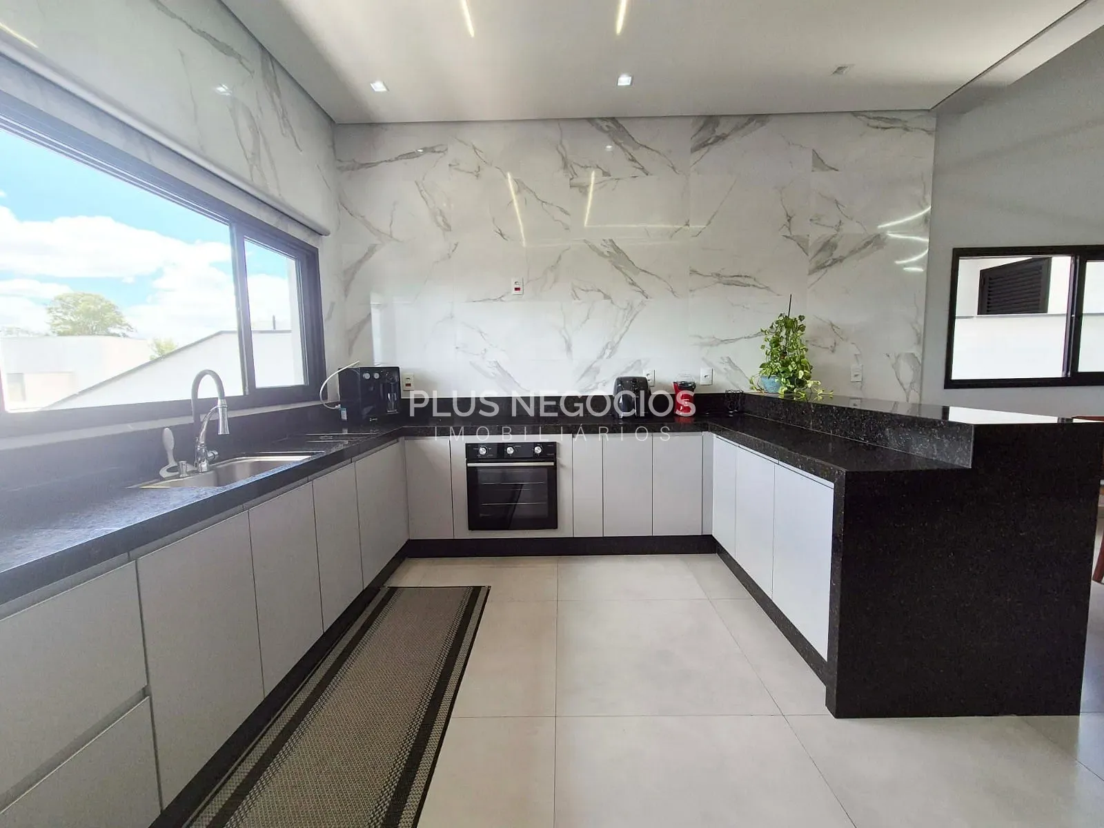 Casa, 3 quartos, 241 m² - Foto 21