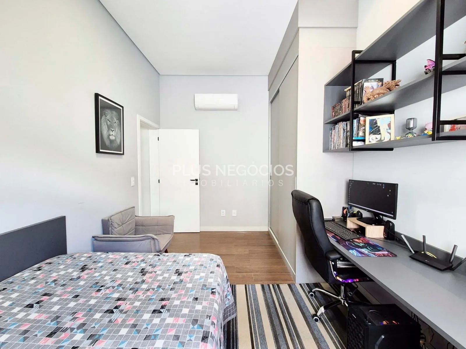 Casa, 3 quartos, 241 m² - Foto 6