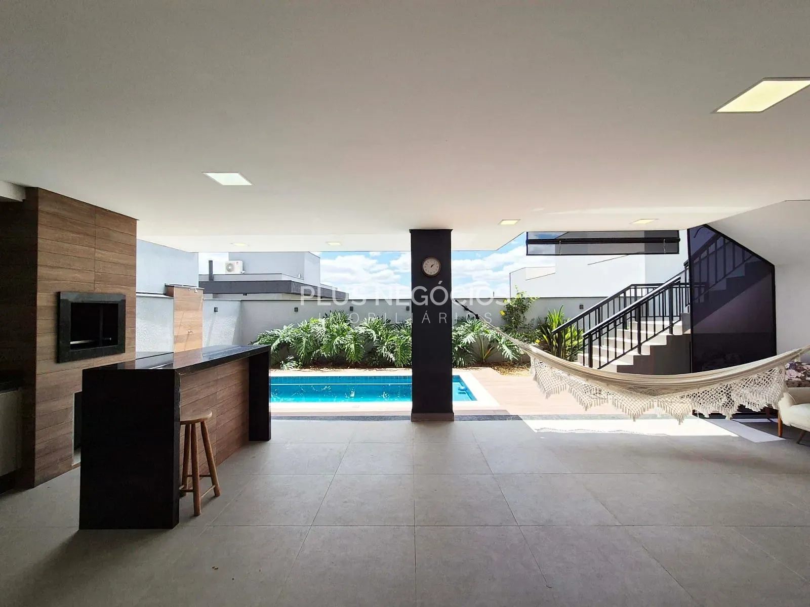 Casa, 3 quartos, 241 m² - Foto 13