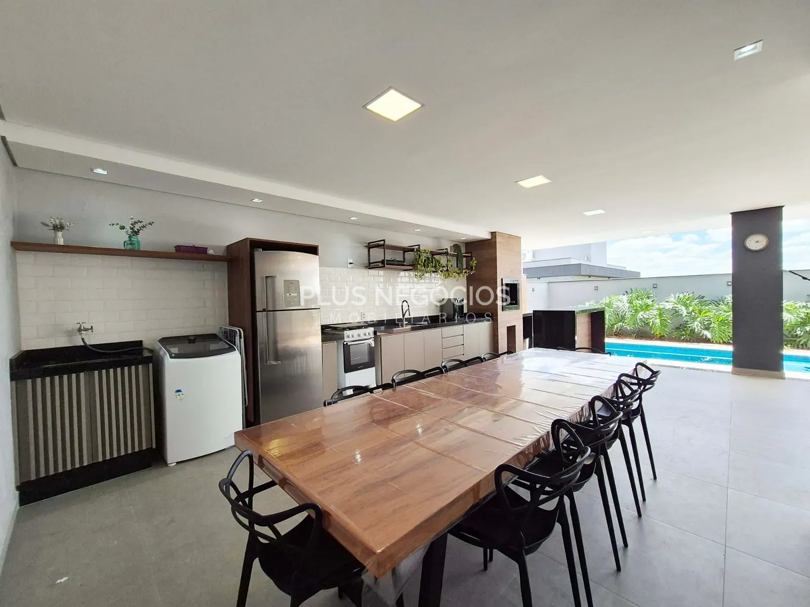 Casa, 3 quartos, 241 m² - Foto 35