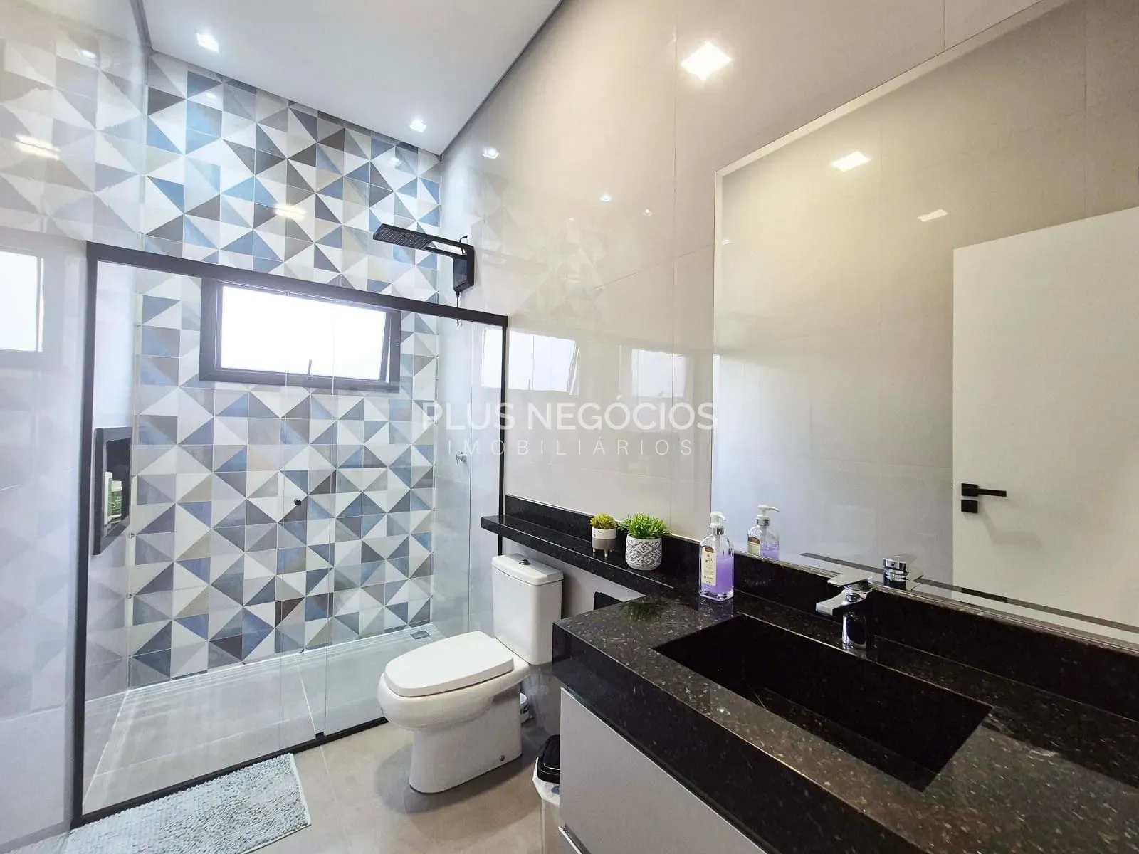 Casa, 3 quartos, 241 m² - Foto 49