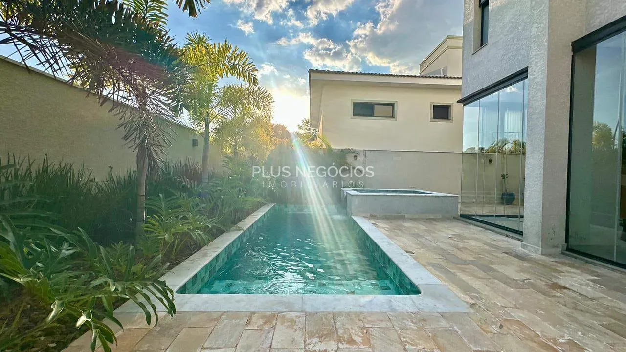 Casa, 3 quartos, 310 m² - Foto 2