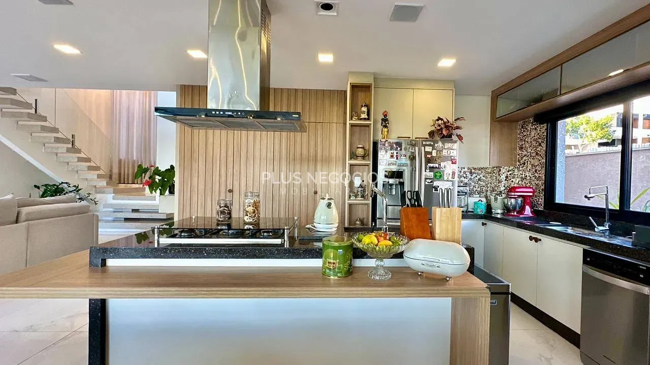 Casa, 3 quartos, 310 m² - Foto 5