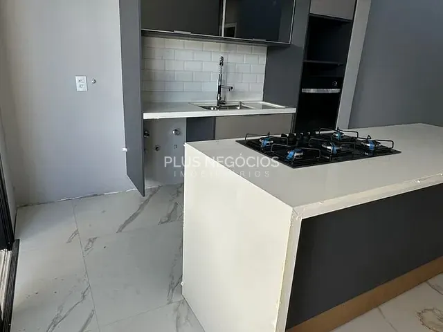 Casa com 250m² 3 quartos e 4 banheiros, à venda, no bairro Morros em Sorocaba