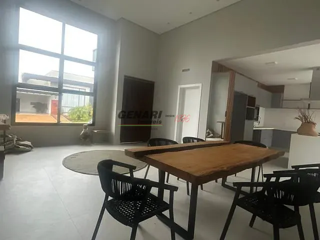 Casa com 300m² 3 quartos e 5 banheiros, à venda, no bairro Jardim Residencial Dona Maria José em Indaiatuba