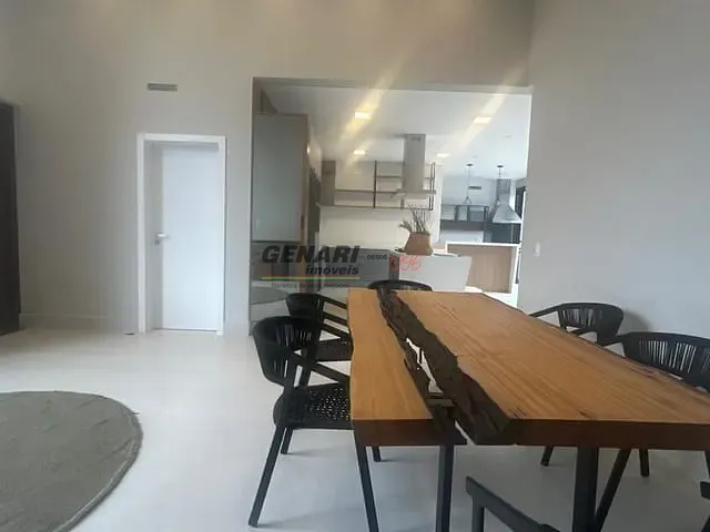 Casa com 300m² 3 quartos e 5 banheiros, à venda, no bairro Jardim Residencial Dona Maria José em Indaiatuba