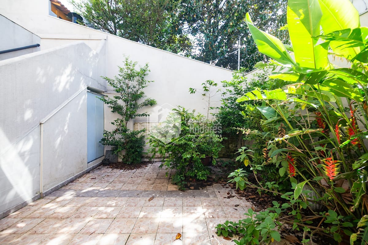 Casa, 6 quartos, 210 m² - Foto 19