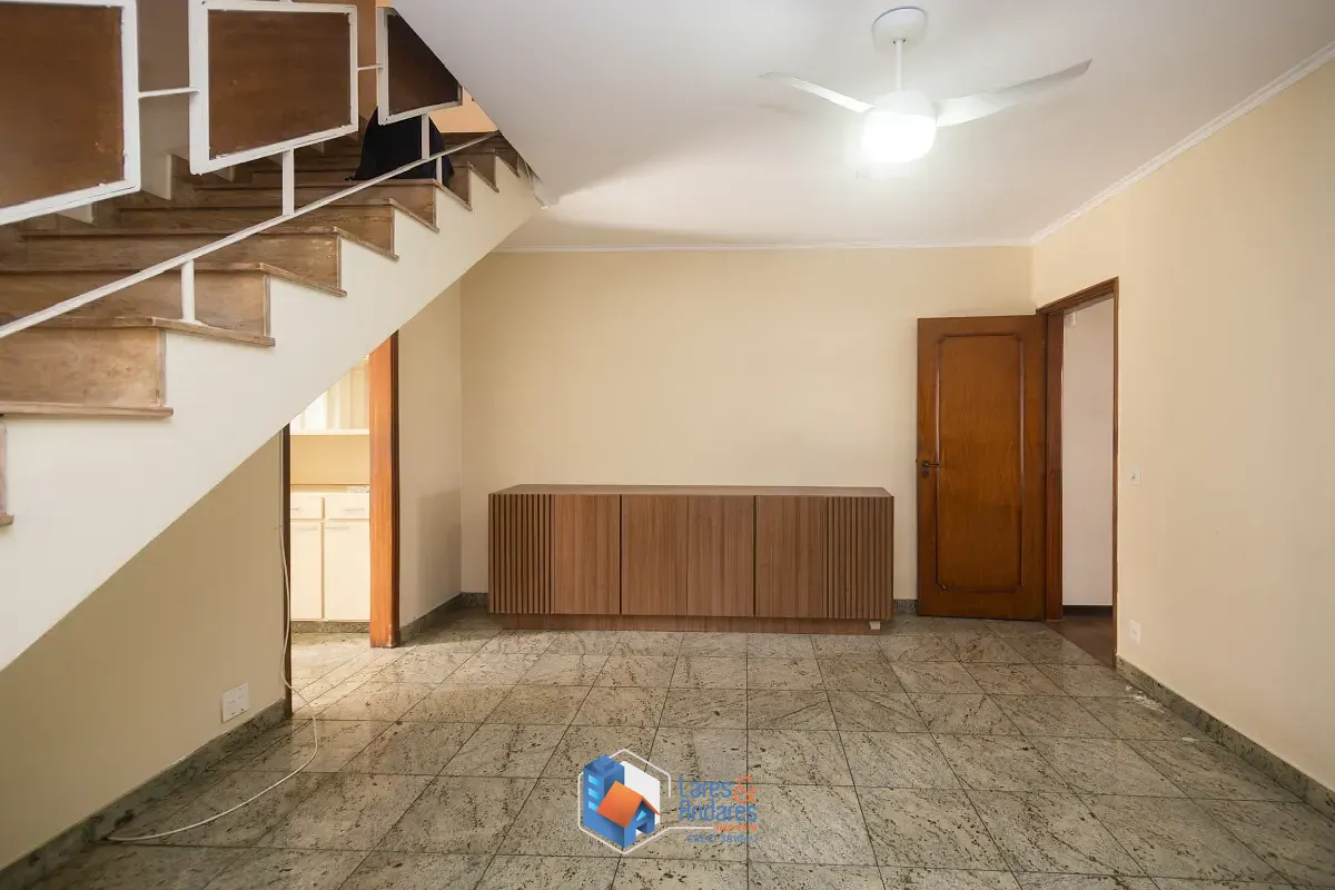 Casa, 6 quartos, 210 m² - Foto 9