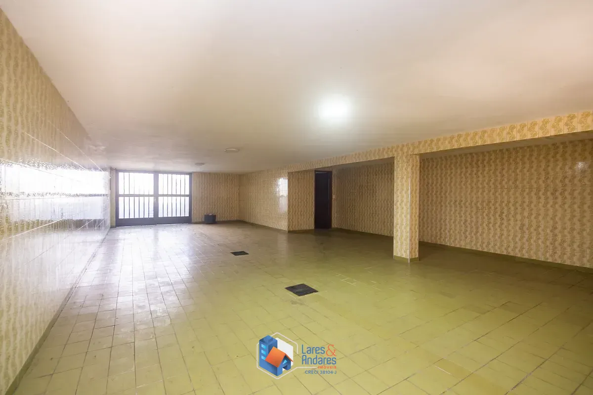 Casa, 6 quartos, 210 m² - Foto 27
