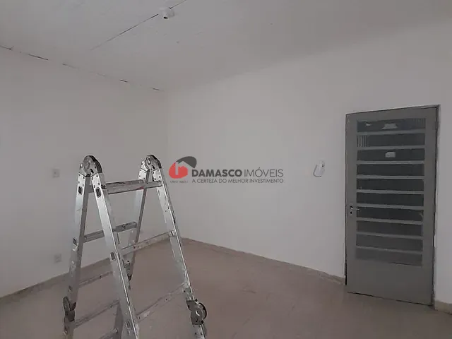 Casa 1 quarto e 1 banheiro, para alugar, no bairro Santa Maria em São Caetano do Sul