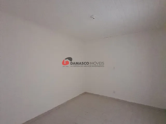 Casa 1 quarto e 1 banheiro, para alugar, no bairro Santa Maria em São Caetano do Sul