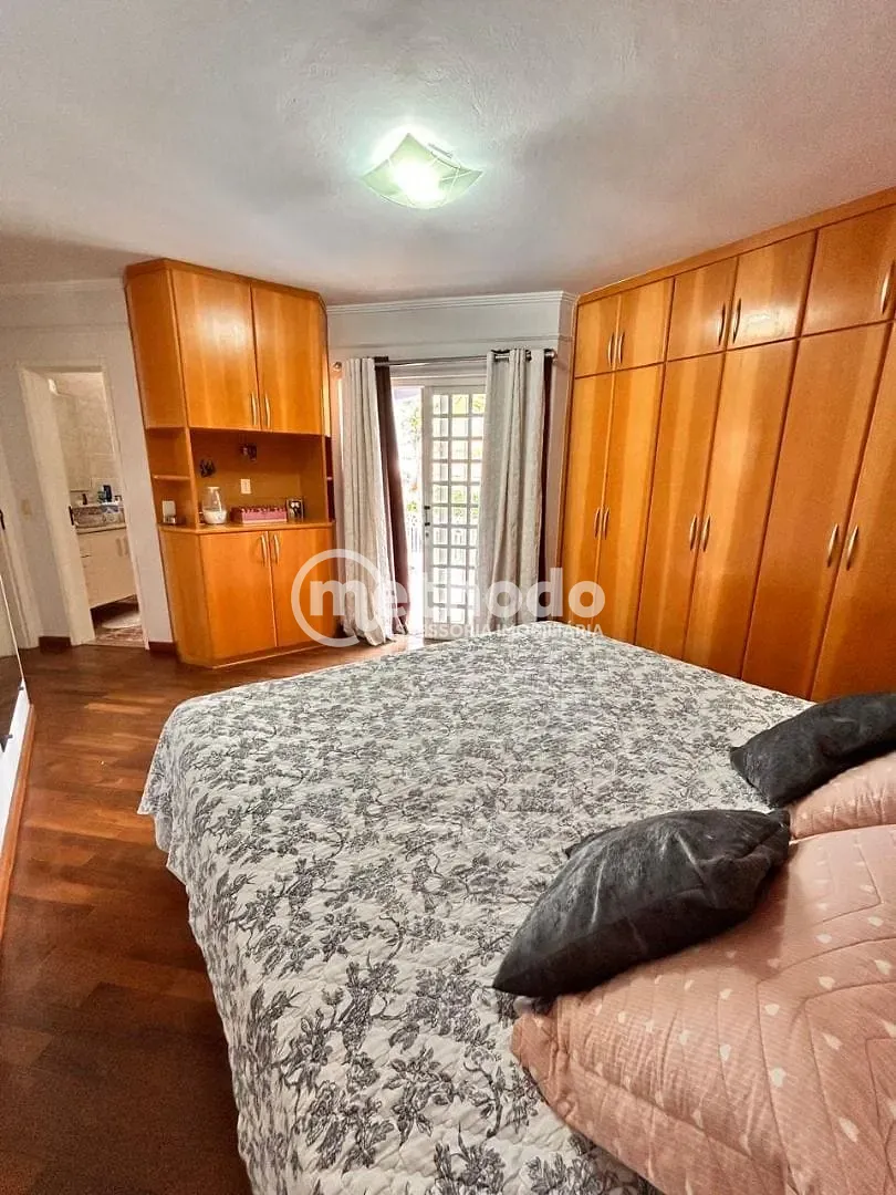 Casa, 5 quartos, 263 m² - Foto 4