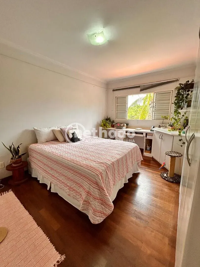 Casa, 5 quartos, 263 m² - Foto 13