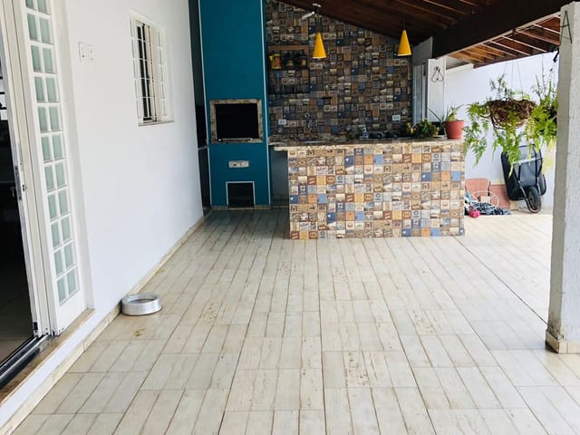 Casa com 300m² 3 quartos e 3 banheiros, à venda, no bairro Parque das Fontes em Tremembé