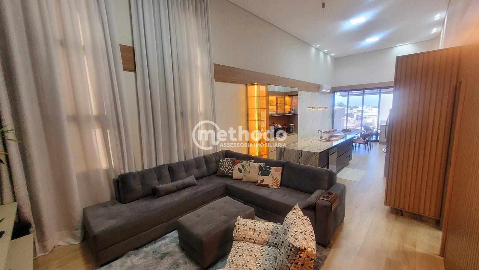 Casa, 4 quartos, 360 m² - Foto 4