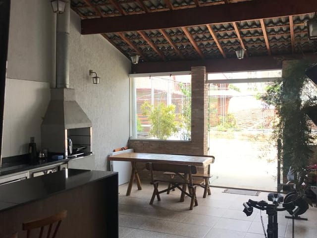 Casa com 120m² 3 quartos e 1 banheiro, à venda, no bairro Jardim das Nações em Taubaté