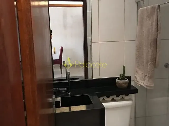 Casa com 120m² 3 quartos e 1 banheiro, à venda, no bairro Jardim das Nações em Taubaté