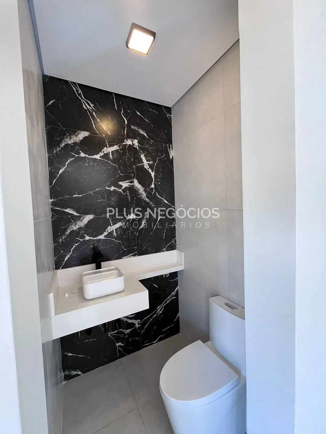 Casa, 3 quartos, 221 m² - Foto 2