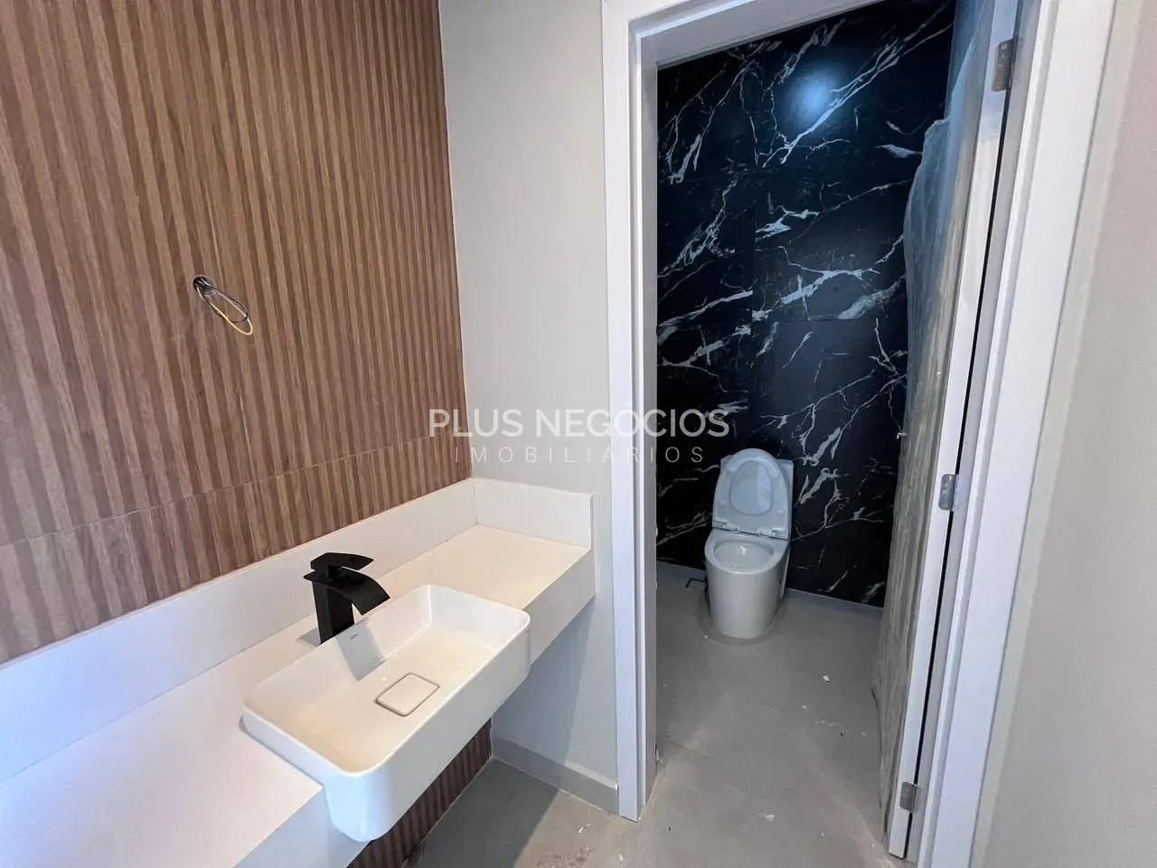Casa, 3 quartos, 221 m² - Foto 3