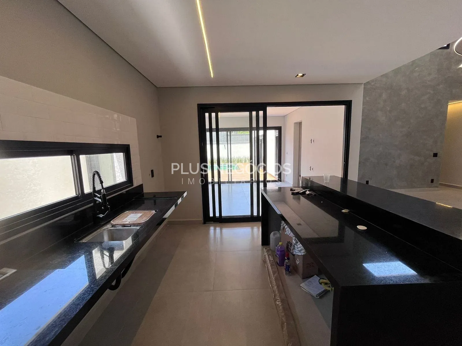 Casa, 3 quartos, 221 m² - Foto 10