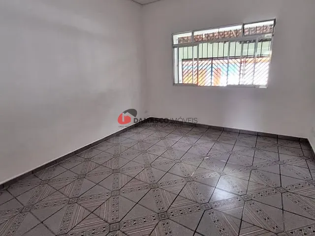 Casa 3 quartos e 2 banheiros, à venda, no bairro Olímpico em São Caetano do Sul