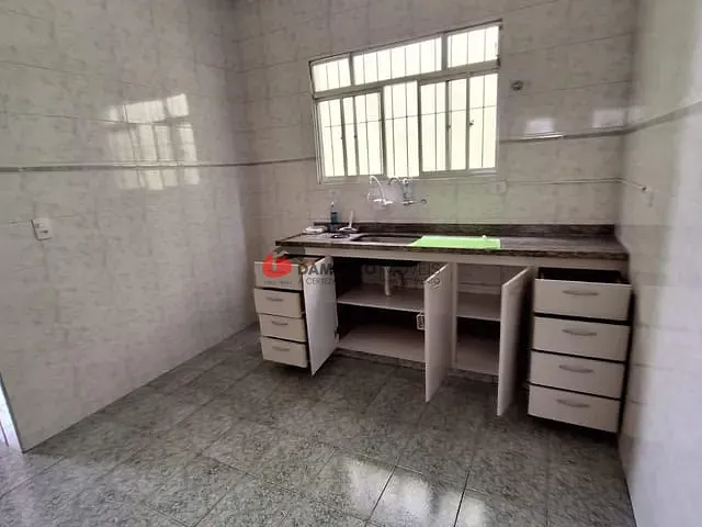 Casa 3 quartos e 2 banheiros, à venda, no bairro Olímpico em São Caetano do Sul