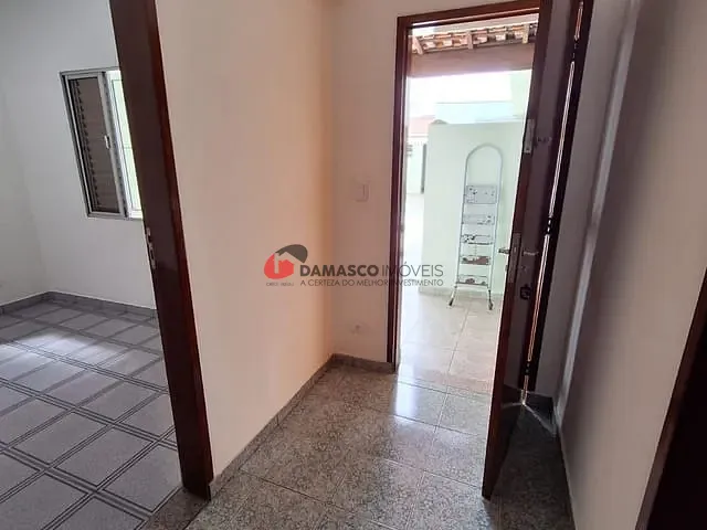 Casa 3 quartos e 2 banheiros, à venda, no bairro Olímpico em São Caetano do Sul