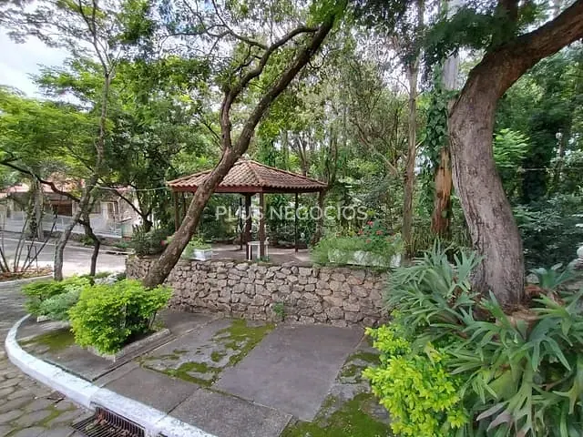 Casa com 496m² 3 quartos e 4 banheiros, à venda, no bairro Vila Domingues em Votorantim