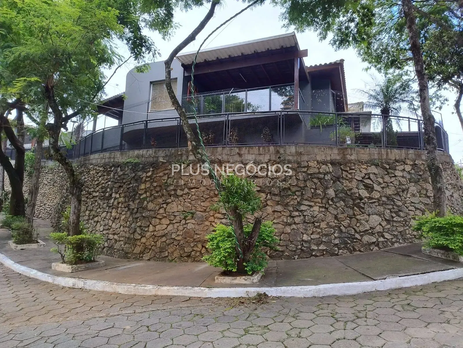 Casa, 3 quartos, 251 m² - Foto 2
