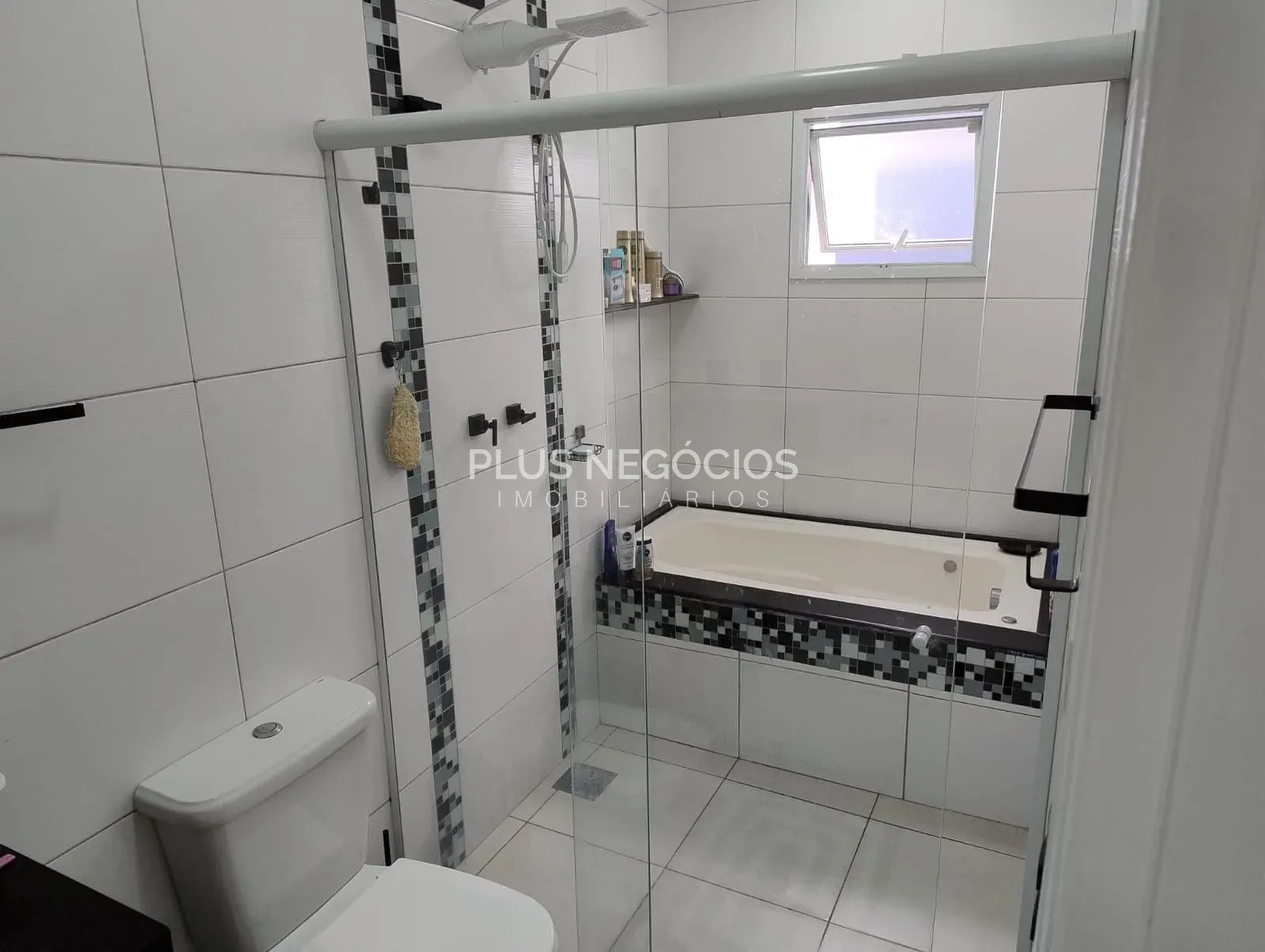 Casa, 3 quartos, 251 m² - Foto 27