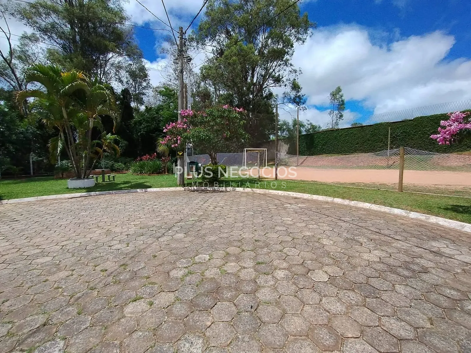 Casa, 3 quartos, 251 m² - Foto 56