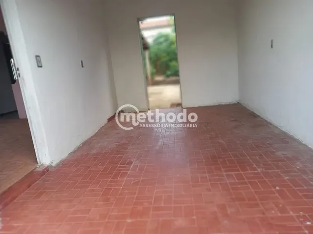 Casa com 300m² 2 quartos e 1 banheiro, à venda, no bairro Jardim Nova Europa em Campinas