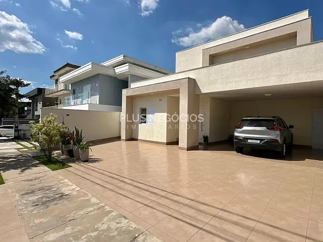 Casa com 360m² 4 quartos e 5 banheiros, à venda, no bairro Cajuru do Sul em Sorocaba