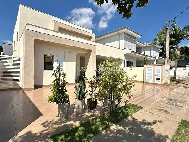 Casa com 360m² 4 quartos e 5 banheiros, à venda, no bairro Cajuru do Sul em Sorocaba