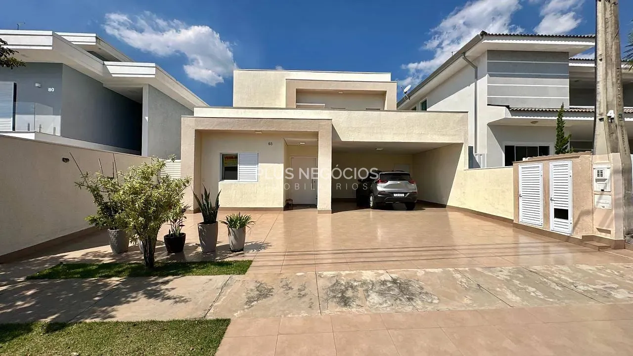 Casa, 4 quartos, 256 m² - Foto 1