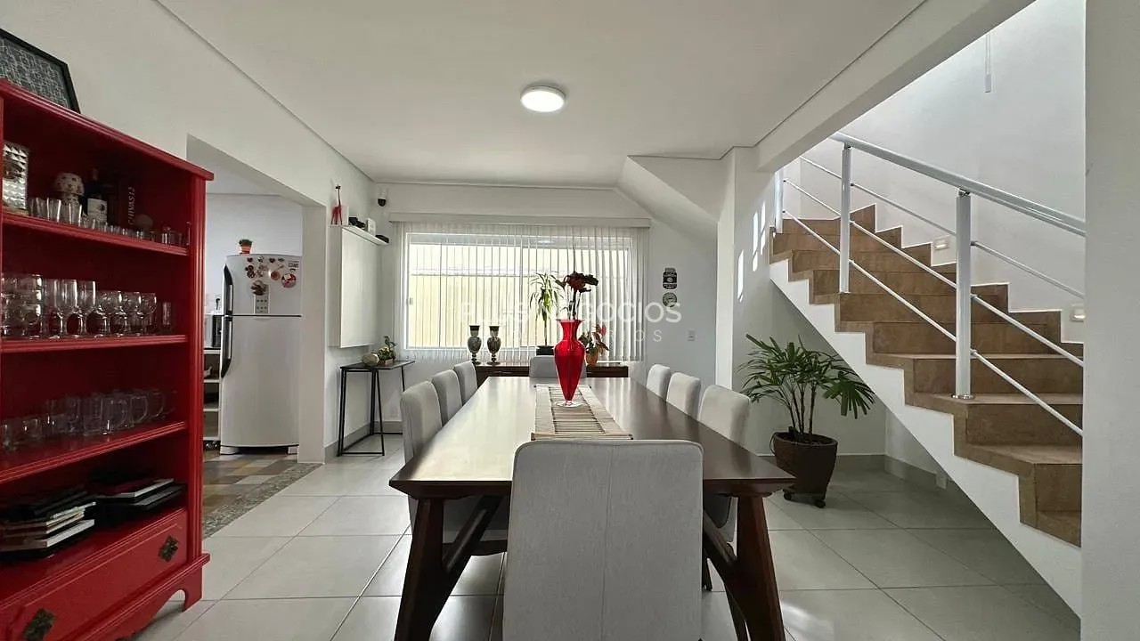 Casa, 4 quartos, 256 m² - Foto 11