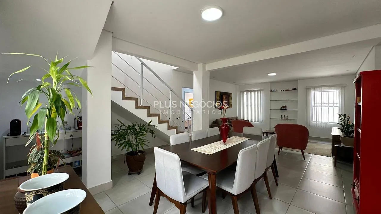 Casa, 4 quartos, 256 m² - Foto 19