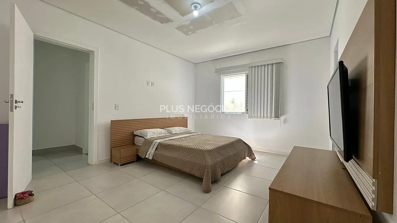 Casa, 4 quartos, 256 m² - Foto 25