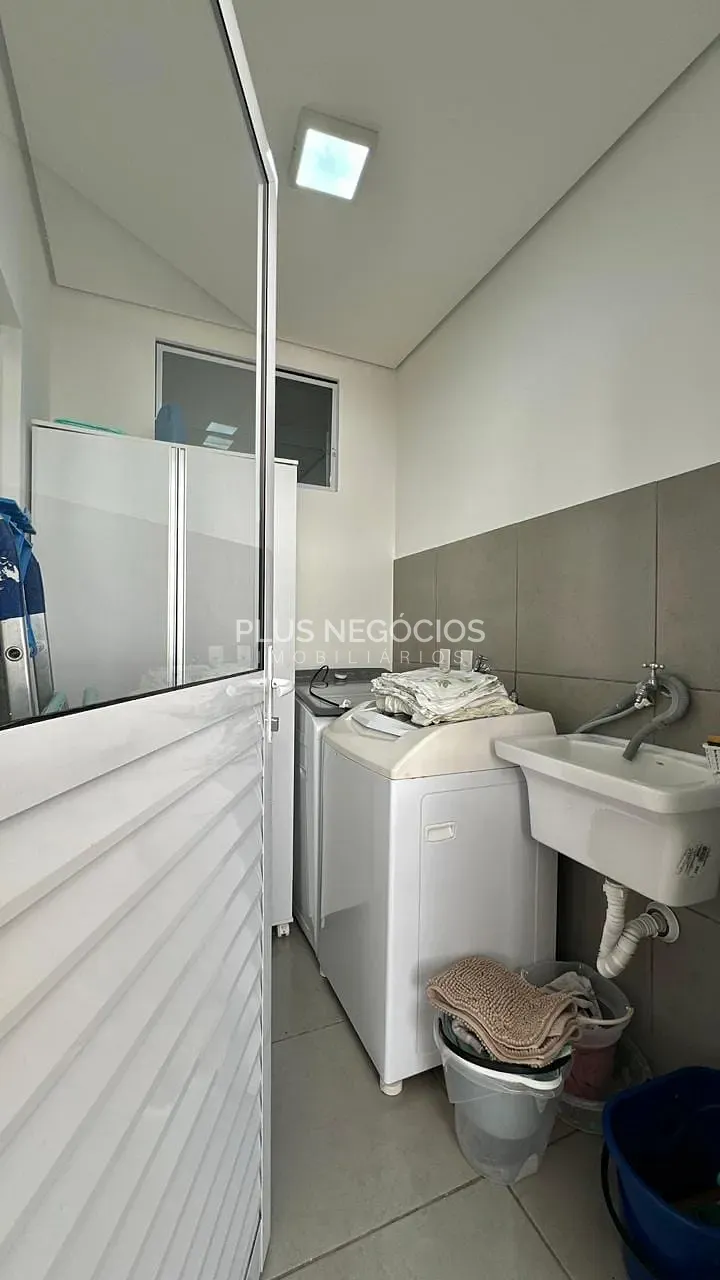 Casa, 4 quartos, 256 m² - Foto 38