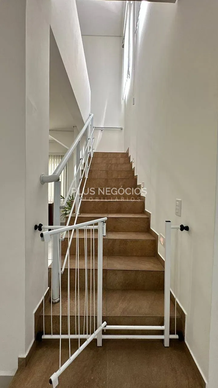 Casa, 4 quartos, 256 m² - Foto 47