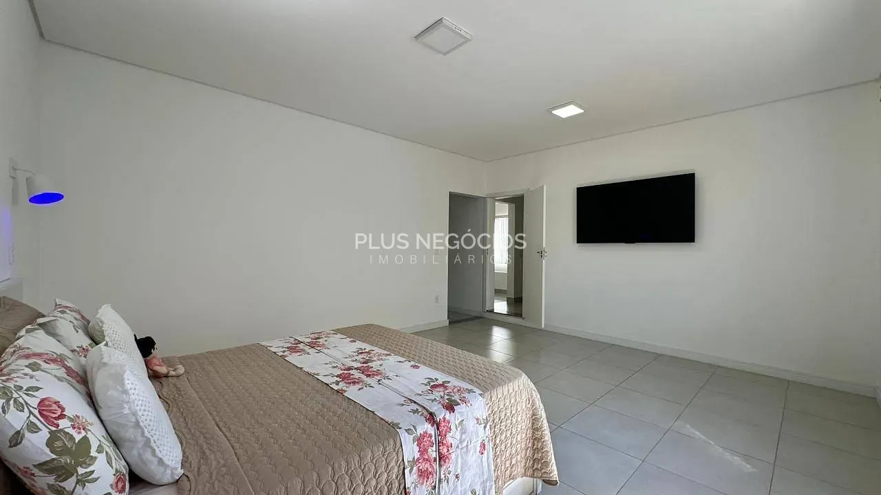 Casa, 4 quartos, 256 m² - Foto 54