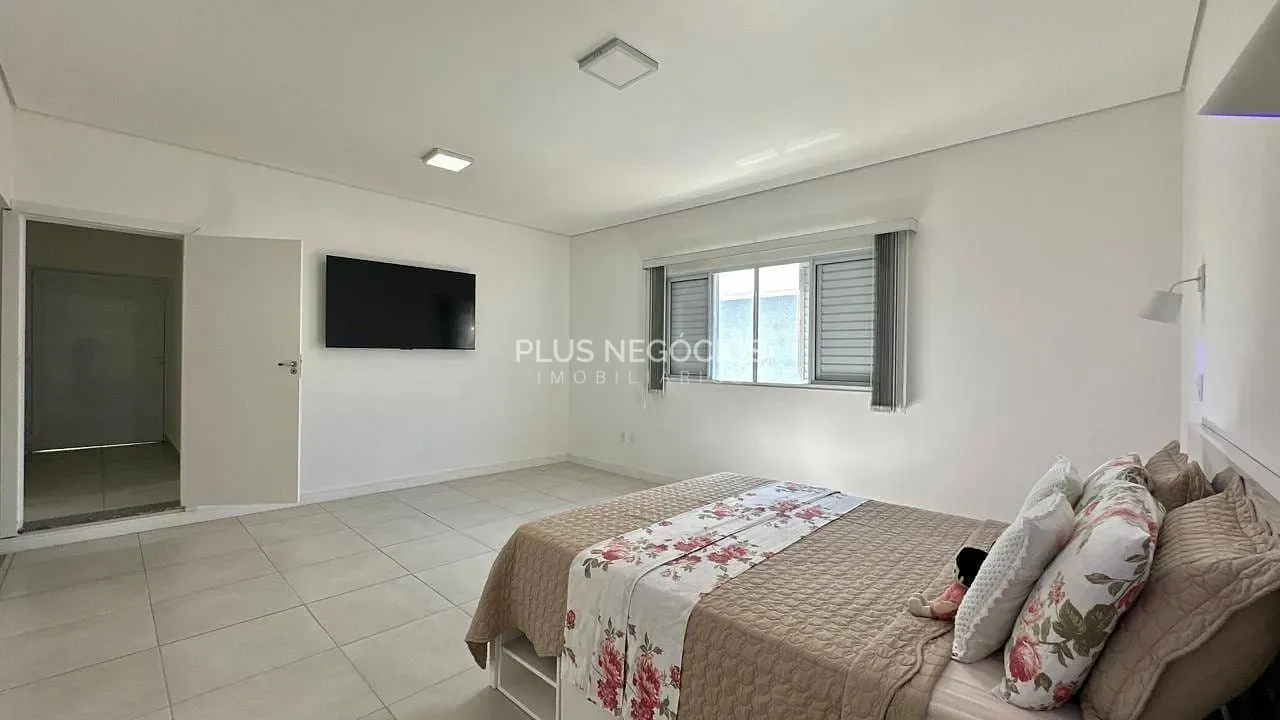 Casa, 4 quartos, 256 m² - Foto 58