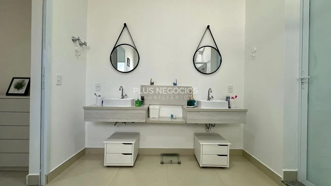 Casa, 4 quartos, 256 m² - Foto 59