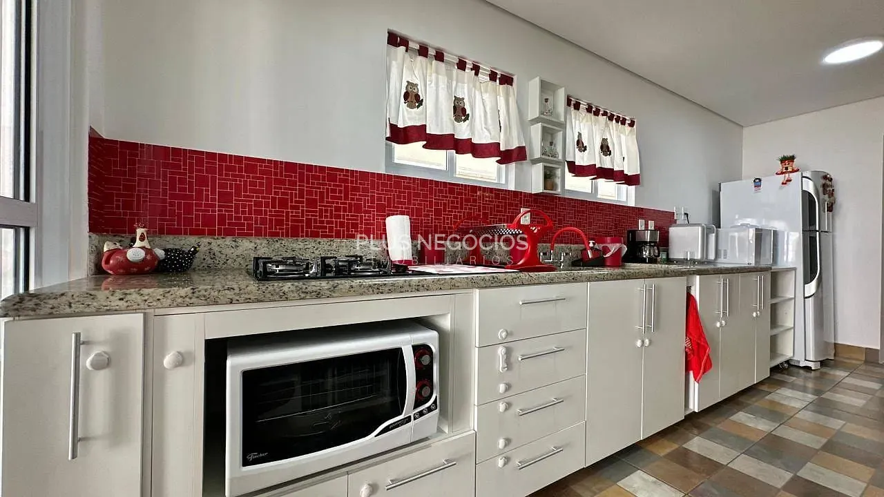 Casa, 4 quartos, 256 m² - Foto 68