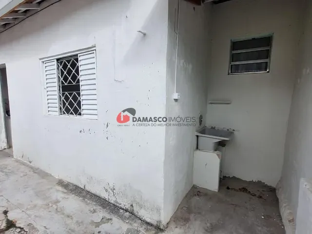 Casa 1 quarto e 1 banheiro, para alugar, no bairro São José em São Caetano do Sul