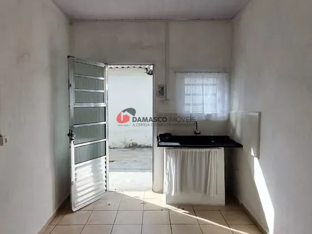 Casa 1 quarto e 1 banheiro, para alugar, no bairro São José em São Caetano do Sul